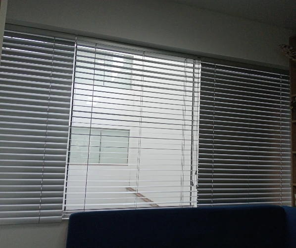 persianas de aluminio